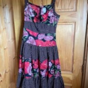 Womens dress. Medium size. New without tags.